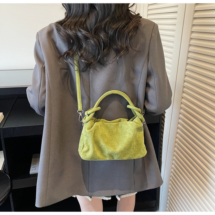 Interior Design Vintage Style - Geraffte Cloud Bag für Damen mit